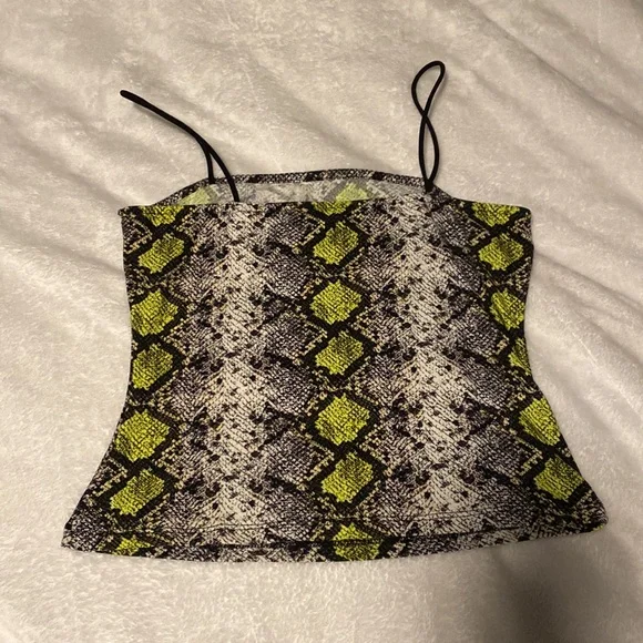 ❤️ Rue 21 Snakeskin Sleeveless Tank Top - Picture 2 of 2